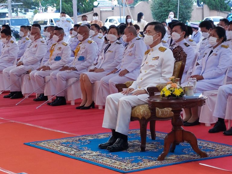 พล.ต.พีรพล สงนุ้ย ที่ปรึกษา รร.จปร. เป็นผู้แทน ผบ.รร.จปร. ร่วมกิจกรรมเฉลิมพระเกียรติพระบาทสมเด็จพระเจ้าอยู่หัว เนื่องในโอกาสวันเฉลิมพระชนมพรรษา ๗๐ พรรษา