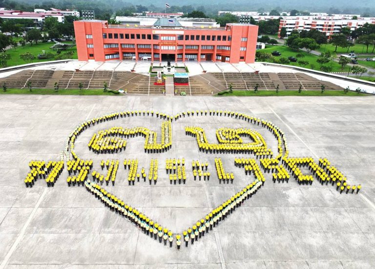 ผู้บัญชาการโรงเรียนนายร้อยพระจุลจอมเกล้า นำข้าราชการโรงเรียนนายร้อยพระจุลจอมเกล้า, นักเรียนนายร้อยโรงเรียนนายร้อยพระจุลจอมเกล้า จัดกิจกรรมจิตอาสาปลูกเฉลิมพระเกียรติพระบาทสมเด็จพระเจ้าอยู่หัว เนื่องในโอกาสพระราชพิธีมหามงคลเฉลิมพระชนมพรรษา 6 รอบ 28 กรกฎาคม 2567