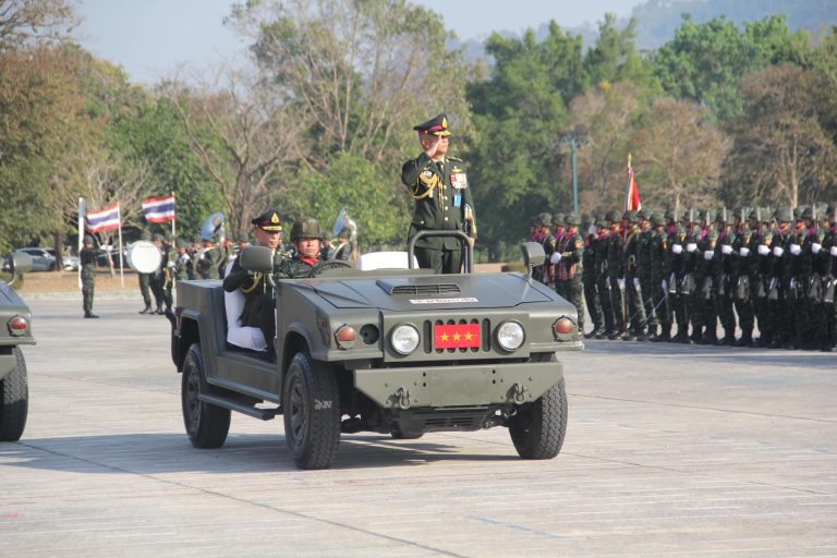 ผู้บัญชาการโรงเรียนนายร้อยพระจุลจอมเกล้า เป็นประธานในพิธีกระทำสัตย์ ปฏิญาณตนต่อธงชัยเฉลิมพลและสวนสนาม เนื่องในวันกองทัพไทย