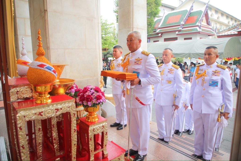 ผู้บัญชาการทหารบก เป็นประธานในพิธีอุปสมบท นักเรียนนายร้อย โรงเรียนนายร้อยพระจุลจอมเกล้า ประจำปี 2568 เพื่อถวายพระราชกุศลแด่ พลเอกหญิง สมเด็จพระกนิษฐาธิราชเจ้า กรมสมเด็จพระเทพรัตนราชสุดาฯ สยามบรมราชกุมารี เนื่องในโอกาสทรงเจริญพระชนมายุ 70 พรรษา