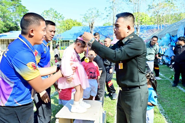 พลตรี กานต์ธิพงษ์  พลตื้อธนะกูล ที่ปรึกษาโรงเรียนนายร้อยพระจุลจอมเกล้า เป็นประธานเปิดกิจกรรมกีฬาสีสัมพันธ์ ประจำปีการศึกษา 2569