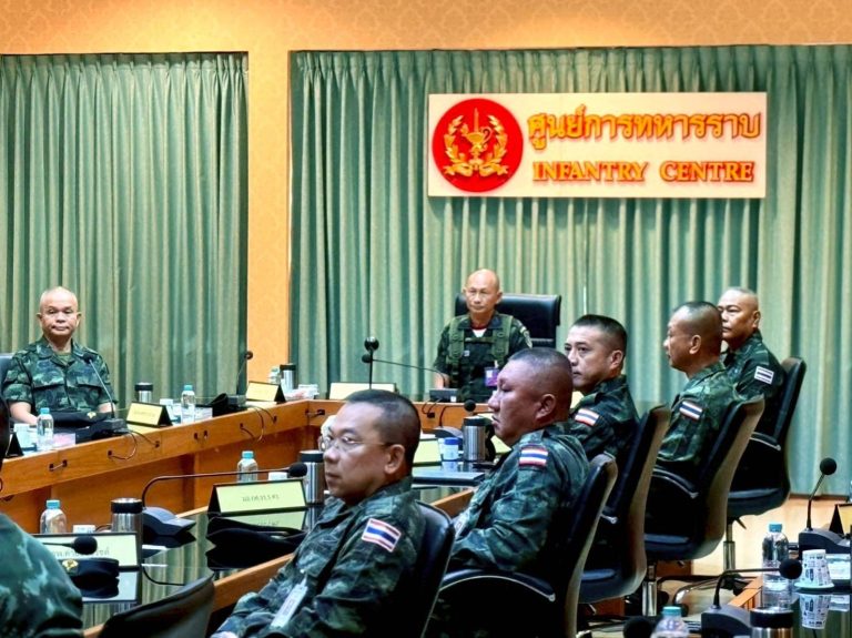 พลโท อาจิณ  ปัทมจิตร ผู้บัญชาการโรงเรียนนายร้อยพระจุลจอมเกล้า เดินทางไปตรวจเยี่ยมการฝึกภาคสนามหน่วยฝึกประจำวิชา การฝึกยิงอาวุธประจำกาย ของนักเรียนนายร้อย ชั้นปีที่ 1 รุ่นที่ 77 และการฝึกของนักเรียนนายร้อย ชั้นปีที่ 4 รุ่นที่ 74