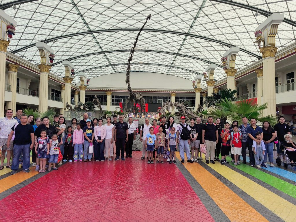 โรงเรียนนายร้อยพระจุลจอมเกล้า ได้นำกำลังพล และครอบครัว ทัศนศึกษา ณ สยามอะเมซิ่งปาร์ค กรุงเทพฯ