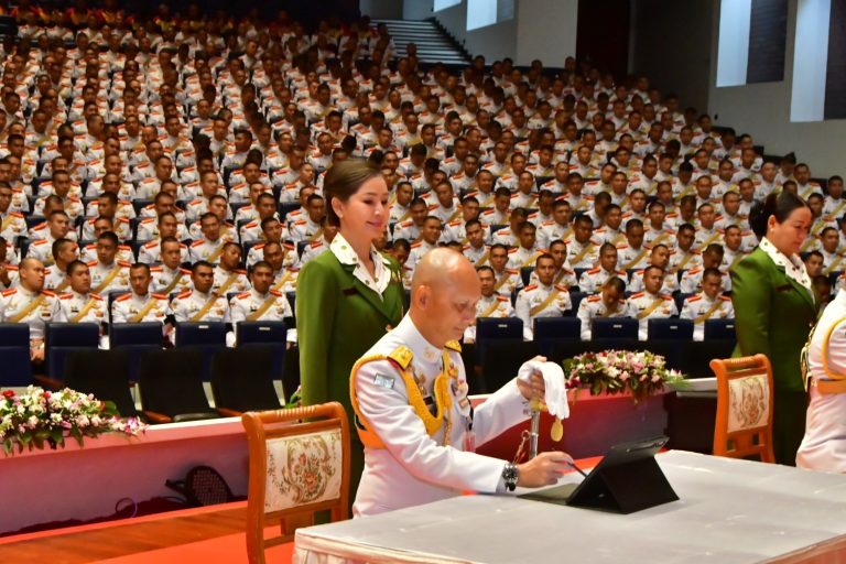 ผู้บัญชาการโรงเรียนนายร้อยพระจุลจอมเกล้า นำข้าราชการโรงเรียนนายร้อยพระจุลจอมเกล้า, นักเรียนนายร้อย และสมาคมแม่บ้านทหารบก สาขา โรงเรียนนายร้อยพระจุลจอมเกล้า จัดกิจกรรมเฉลิมพระเกียรติ เนื่องในโอกาสวันมหามงคลเฉลิมพระชนมพรรษา ๔ รอบ สมเด็จพระนางเจ้าสุทิดา พัชรสุธาพิมลลักษณ พระบรมราชินี  ๓ มิถุนายน ๒๕๖๙