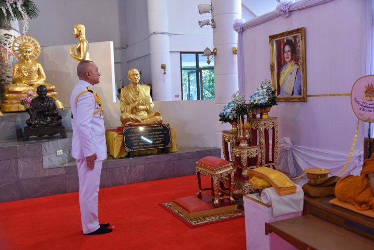 พลโท ณัฏฐพงศ์  อัศวินวงศ์ ผู้บัญชาการโรงเรียนนายร้อยพระจุลจอมเกล้า พร้อมด้วยข้าราชการ และนักเรียนนายร้อย โรงเรียนนายร้อยพระจุลจอมเกล้า กระทำพิธีบำเพ็ญกุศลเพื่อถวายเป็นพระราชกุศล ครบ 1 ปี วันสวรรคต สมเด็จพระนางเจ้าสิริกิติ์ พระบรมราชินีนาถ พระบรมราชชนนีพันปีหลวง